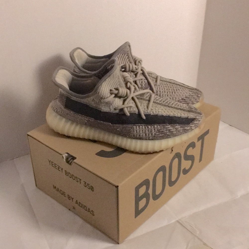 Yeezy Boost 350 Zyons
